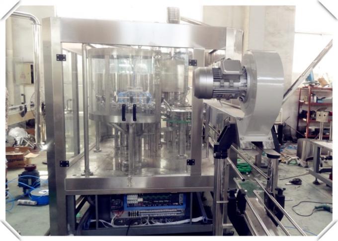 Máquina de rellenar de la bebida carbónica/máquina de rellenar 4000p/H - de la cerveza capacidad 6000p/H 0