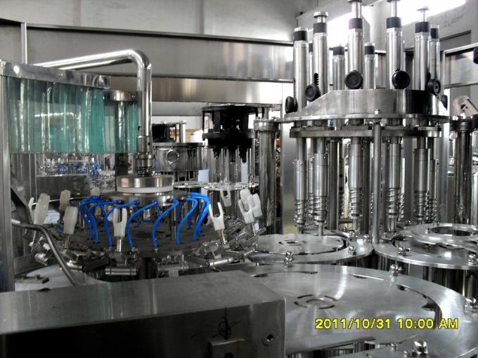 Fruta Juice Processing Production Line de 6000BPH Juice Beverage Hot Filling Machine 0