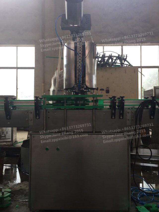 La máquina de embotellado de cristal eléctrica/carbonató la cadena de producción de la bebida 3