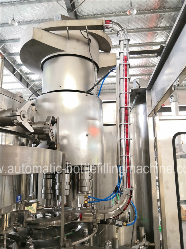 La bebida carbonató la máquina de rellenar de la bebida/el refresco que hacían la cadena de producción de máquinas 2
