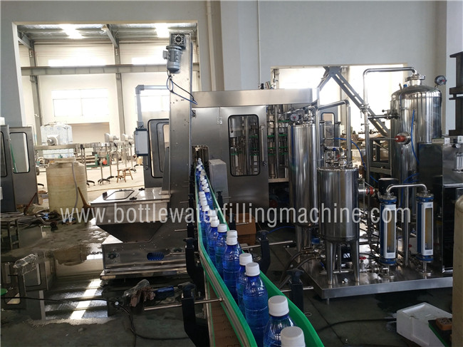 El SGS del CE carbonató la máquina de rellenar/el refresco, planta de la bebida de embotellamiento del agua chispeante 0