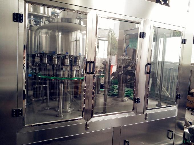máquinas del paquete del zumo de fruta del control de la máquina de embotellado del ANIMAL DOMÉSTICO 3000kg 6000bph PCl 1