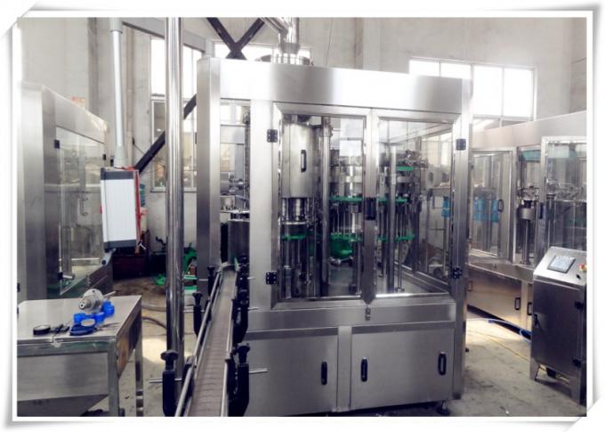 El PLC controla la máquina de rellenar del zumo de fruta para el blanco plateado de la fábrica SUS304 de la bebida 0