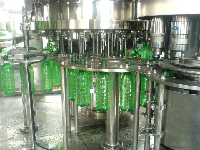 Agua chispeante automática de la botella de cristal/máquina de rellenar del refresco para la botella del ANIMAL DOMÉSTICO 5