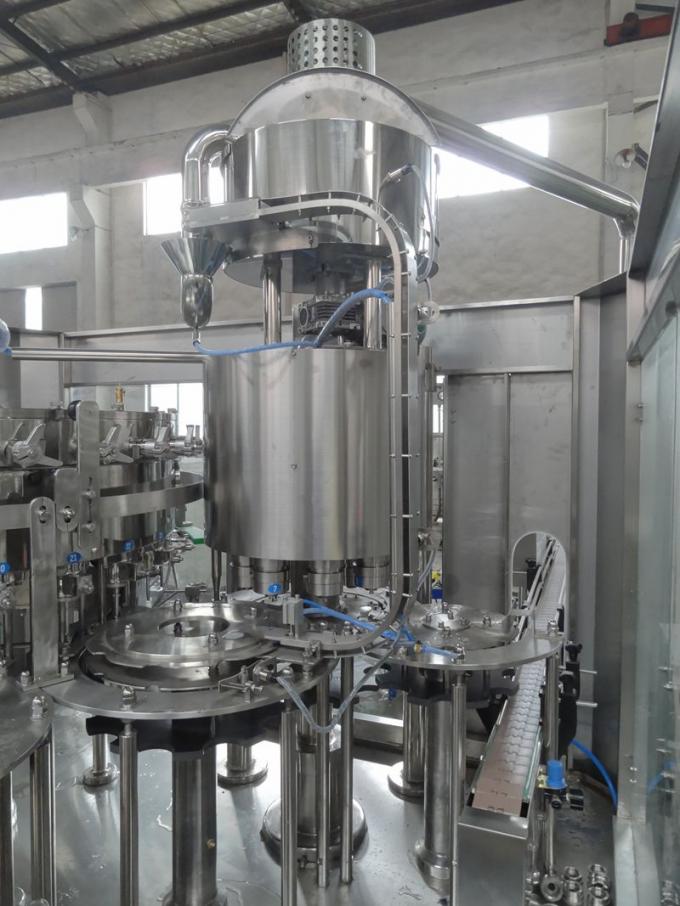 Máquina de rellenar de la bebida del refresco carbónico automático cadena/3-In-1 de producción 4