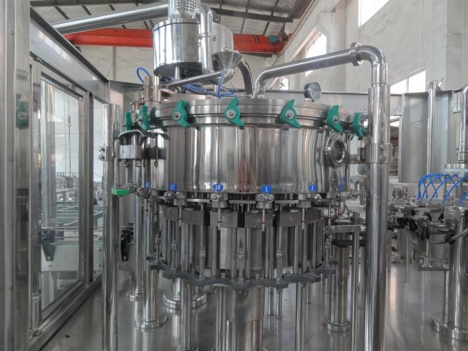 Máquina de rellenar con buen servicio, máquina de rellenar de la bebida carbónica automática de la soda 3