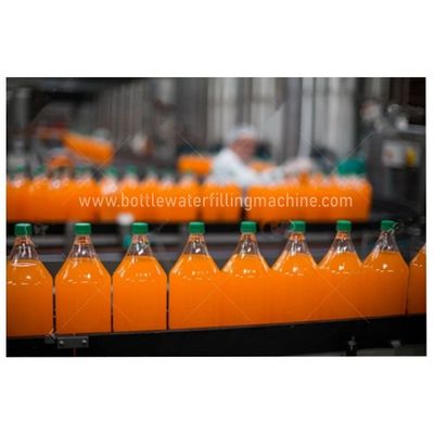 Botella jugo anaranjado 14000BPH 2000ml del mango de Juice Filling Machine del ANIMAL DOMÉSTICO/de la piña