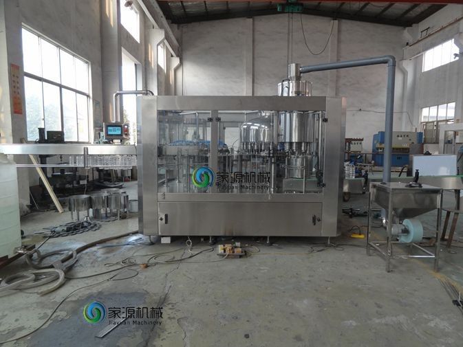 Máquina de embotellado del agua de SUS304 CGFB18-18-18-6 6000BPH 1