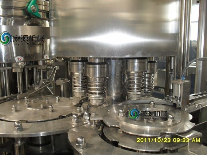 Las bebidas carbónicas blancas slivery del acero inoxidable trabajan a máquina el poder 5,03 del peso 2000kg 0